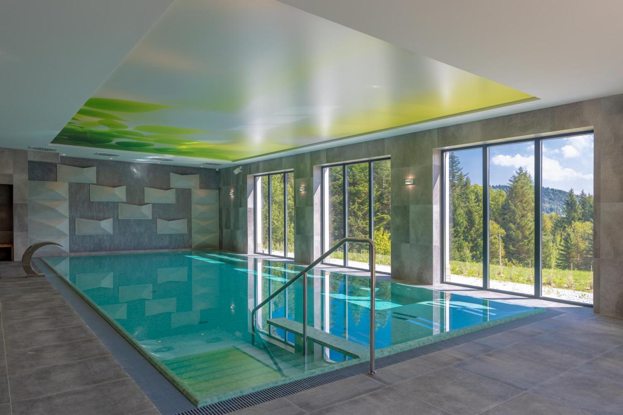 Miodowa Klinika Hotel Kamianna Екстериор снимка